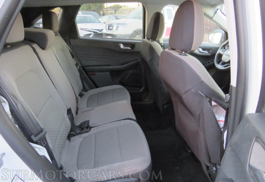 2021 Ford Escape - Image 27