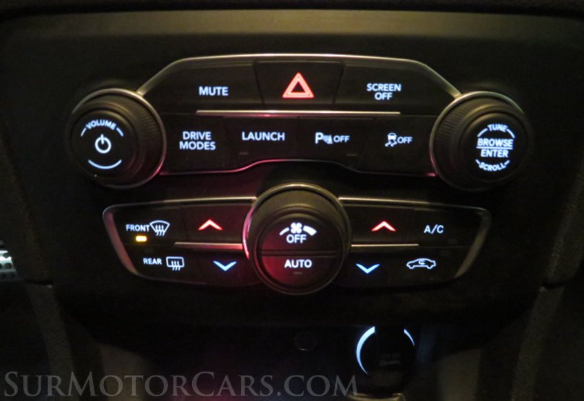 2020 Dodge Charger - Image 30