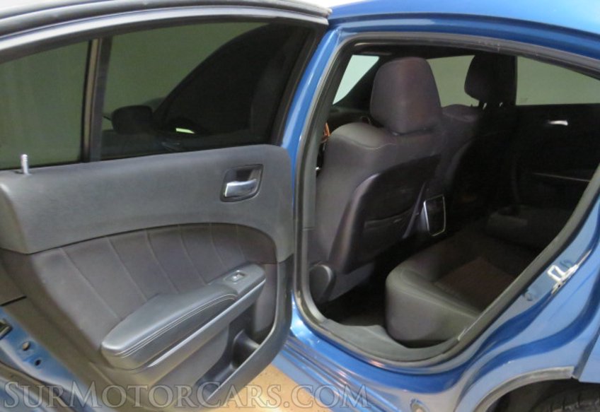 2020 Dodge Charger - Image 18