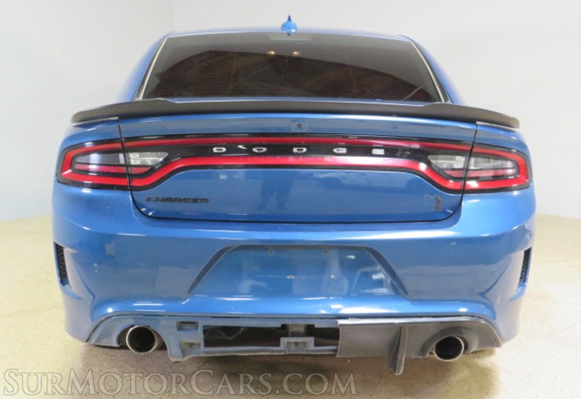 2020 Dodge Charger - Image 11