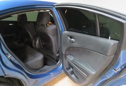 2020 Dodge Charger - Image 19