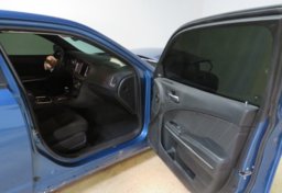 2020 Dodge Charger - Image 17