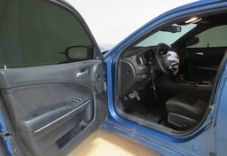 2020 Dodge Charger - Image 16