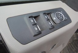 2018 Ford F-150 - Image 44