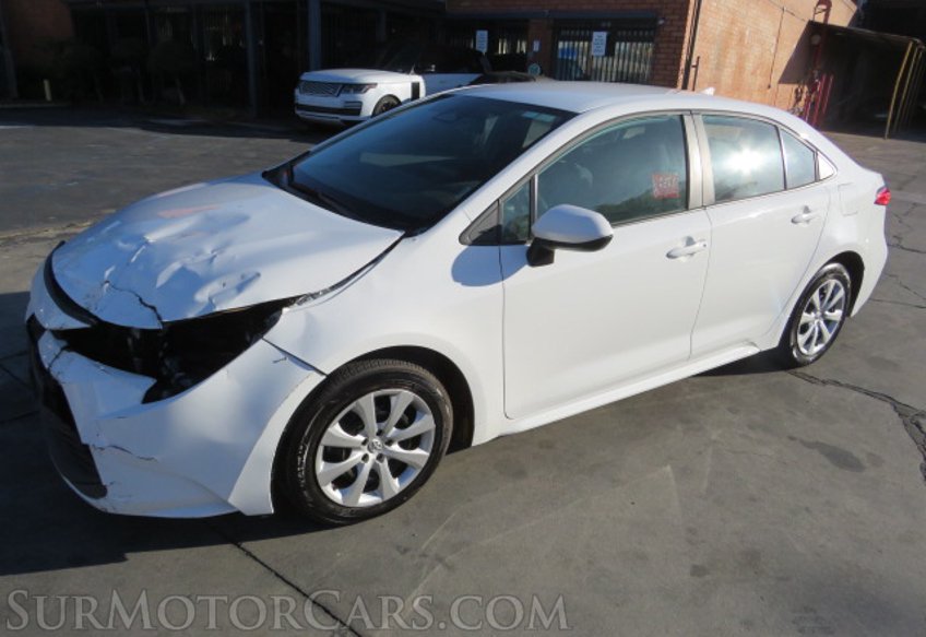 2023 Toyota Corolla - Image 2