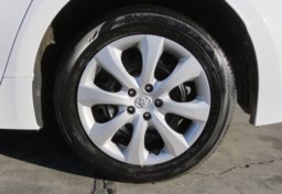 2023 Toyota Corolla - Image 19