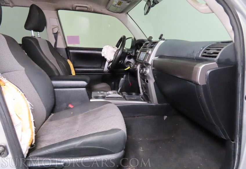 2016 Toyota 4Runner SR5 - Image 20