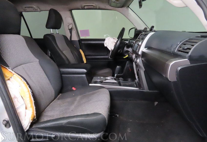 2016 Toyota 4Runner SR5 - Image 25