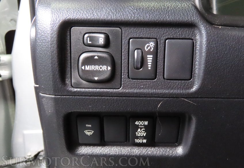 2016 Toyota 4Runner SR5 - Image 40