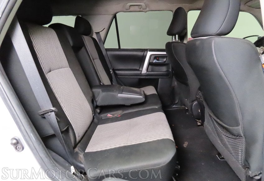 2016 Toyota 4Runner SR5 - Image 29