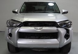 2016 Toyota 4Runner SR5 - Image 11