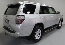 2016 Toyota 4Runner SR5 - Image 5