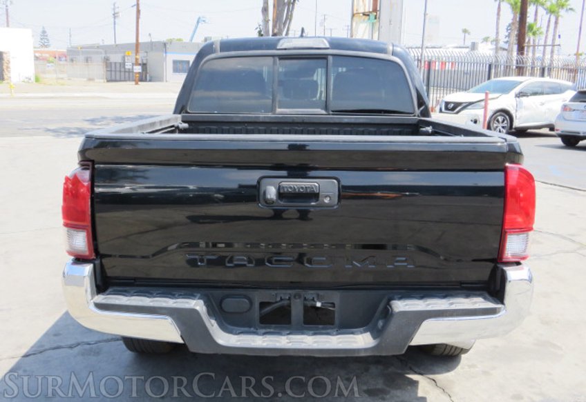 2018 Toyota Tacoma - Image 10