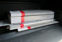 2018 Toyota Tacoma - Image 44