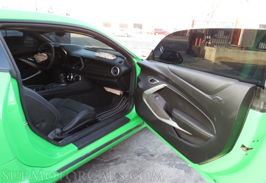 2017 Chevrolet Camaro - Image 25