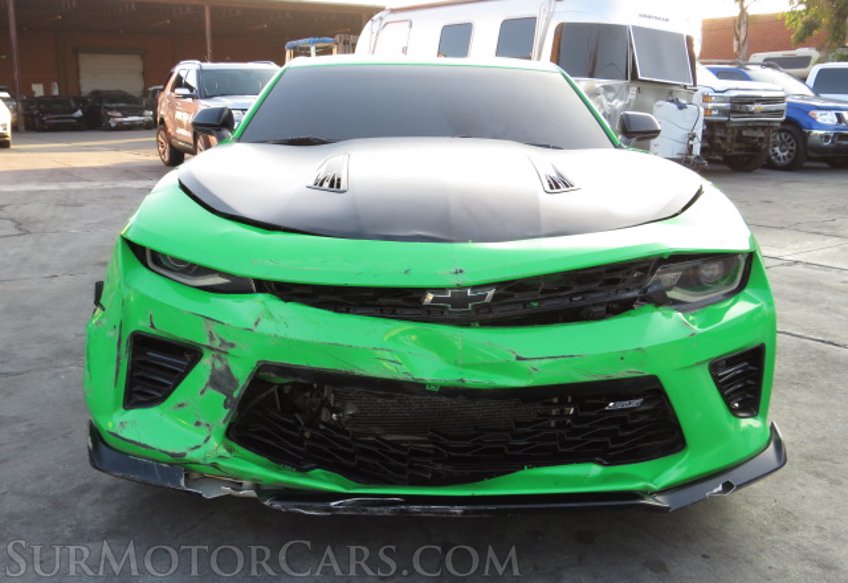 2017 Chevrolet Camaro - Image 11