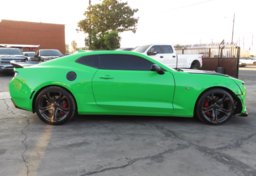 2017 Chevrolet Camaro - Image 5