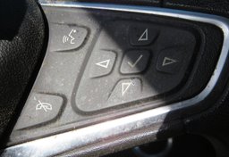 2018 Chevrolet Equinox - Image 36