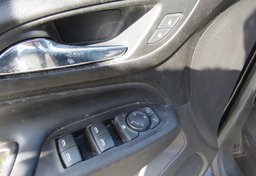 2018 Chevrolet Equinox - Image 44