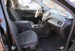 2018 Chevrolet Equinox - Image 30