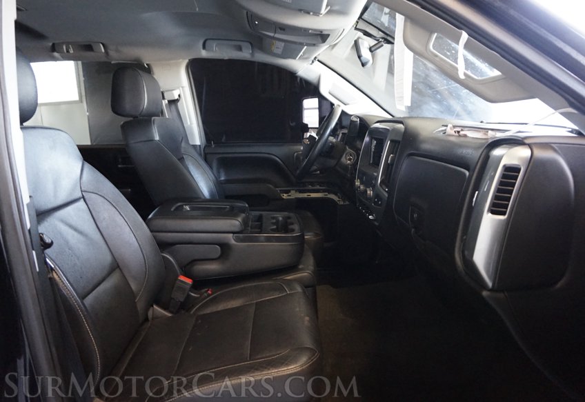 2017 Chevrolet Silverado 2500HD - Image 26