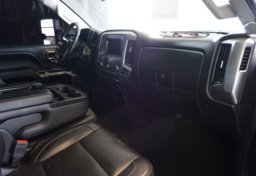 2017 Chevrolet Silverado 2500HD - Image 29