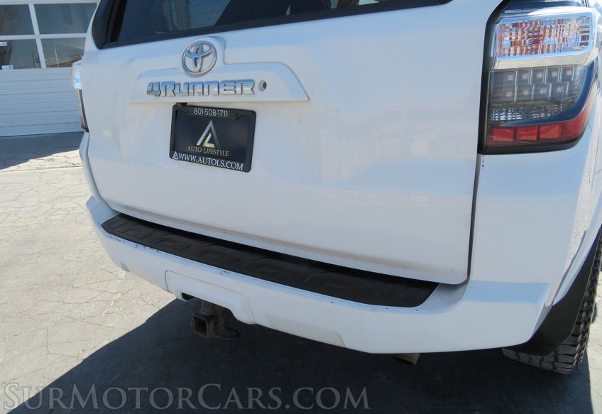 2016 Toyota 4Runner - Image 18