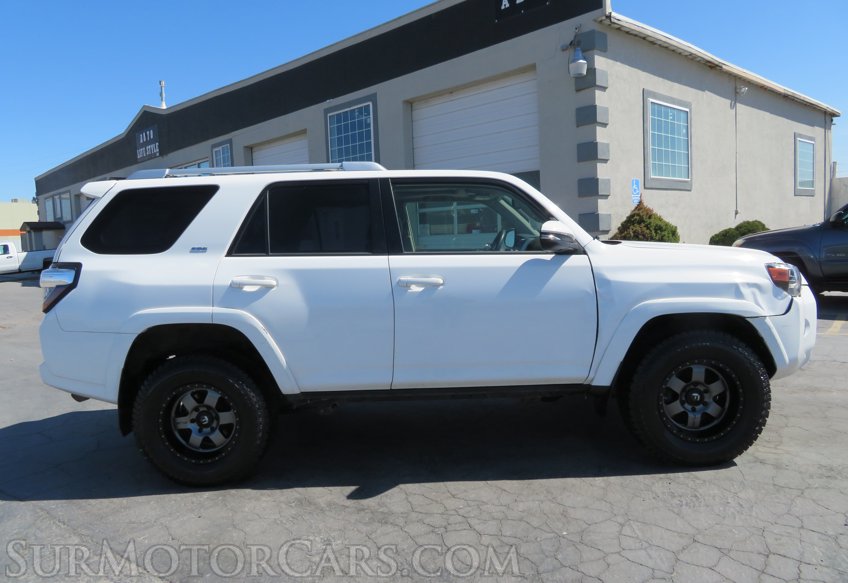 2016 Toyota 4Runner - Image 9