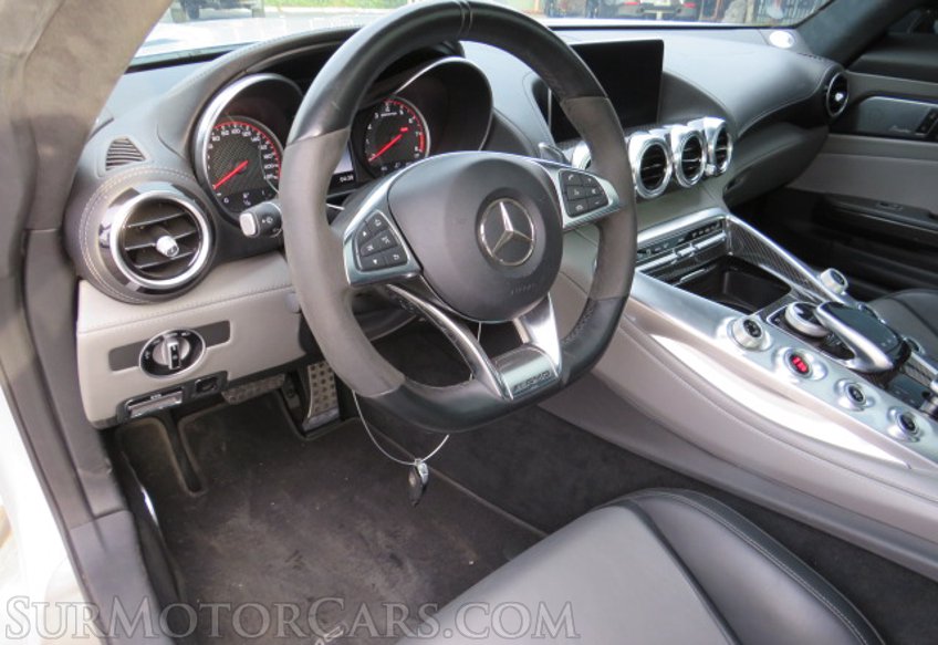 2016 Mercedes-Benz AMG GT - Image 25