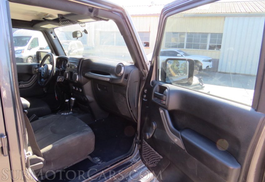 2017 Jeep Wrangler Unlimited - Image 20