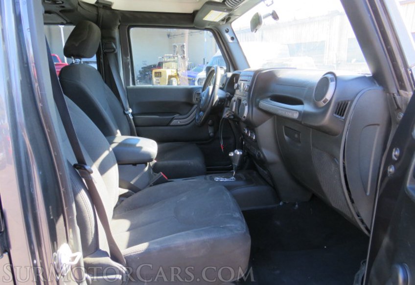 2017 Jeep Wrangler Unlimited - Image 24