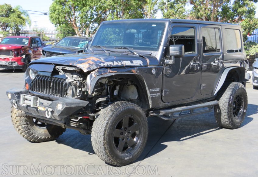 2017 Jeep Wrangler Unlimited - Image 4