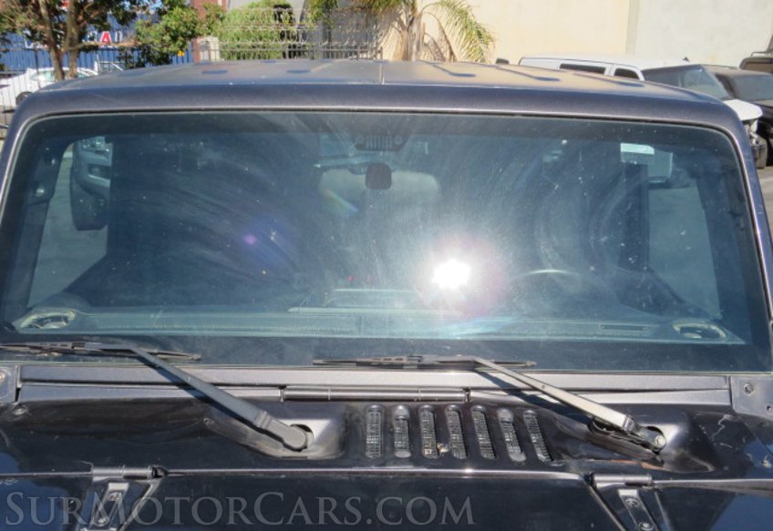 2017 Jeep Wrangler Unlimited - Image 16