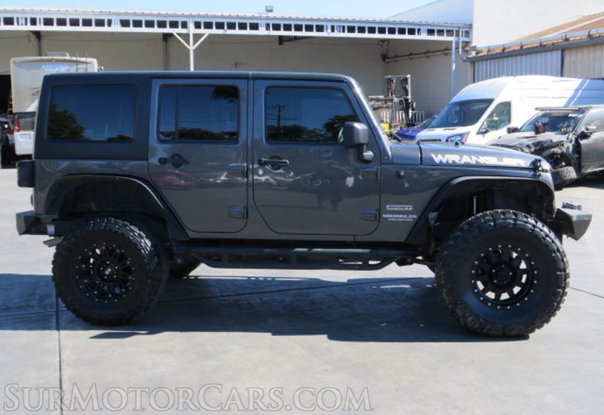 2017 Jeep Wrangler Unlimited - Image 6