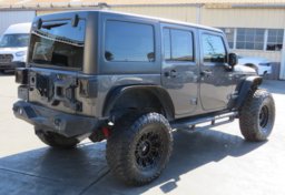 2017 Jeep Wrangler Unlimited - Image 7