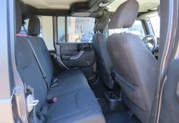 2017 Jeep Wrangler Unlimited - Image 28