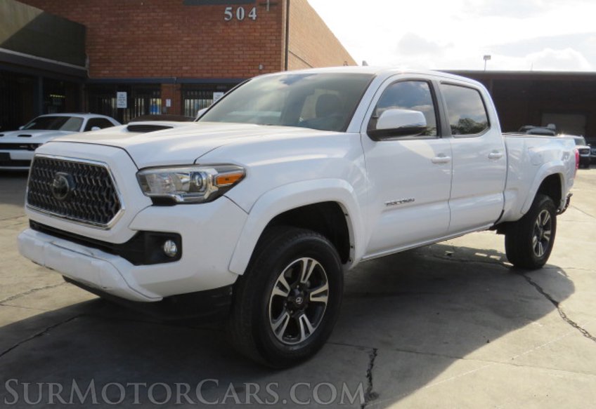 2018 Toyota Tacoma - Image 4