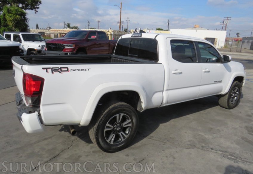 2018 Toyota Tacoma - Image 5