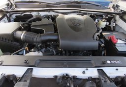 2018 Toyota Tacoma - Image 52