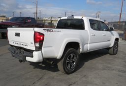 2018 Toyota Tacoma - Image 55