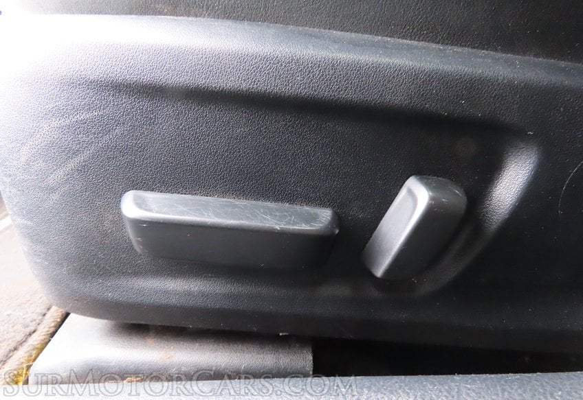 2021 Lexus IS 300 - Image 41