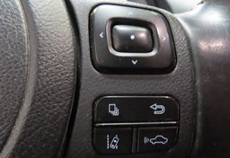 2021 Lexus IS 300 - Image 34