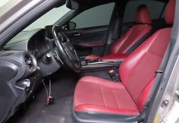 2021 Lexus IS 300 - Image 24