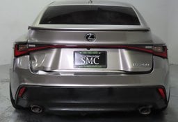 2021 Lexus IS 300 - Image 13