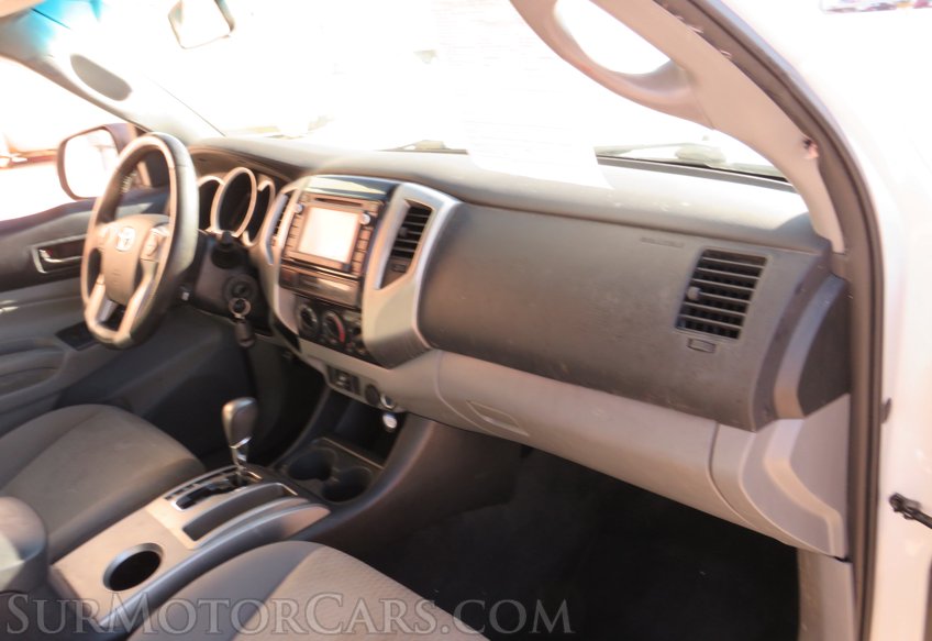 2015 Toyota Tacoma - Image 25