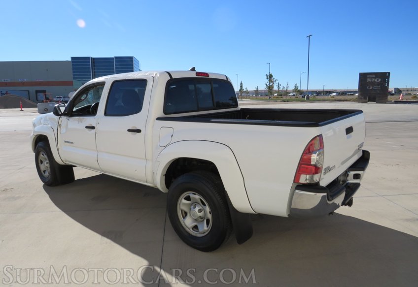 2015 Toyota Tacoma - Image 6
