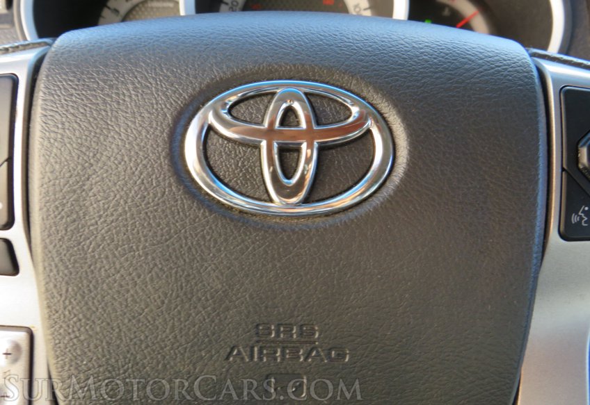 2015 Toyota Tacoma - Image 32