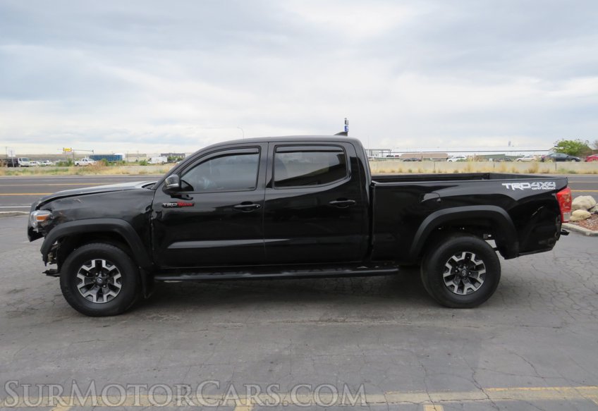 2017 Toyota Tacoma - Image 9