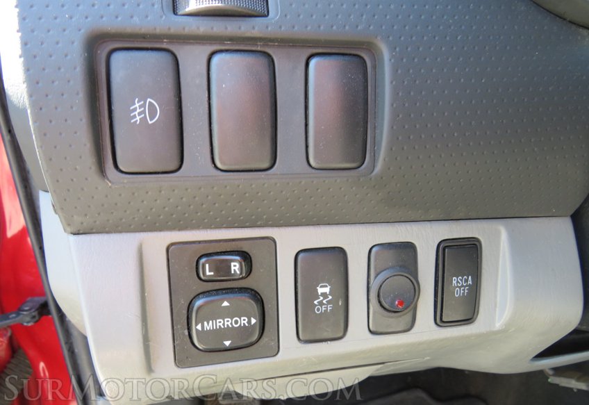 2015 Toyota Tacoma - Image 35