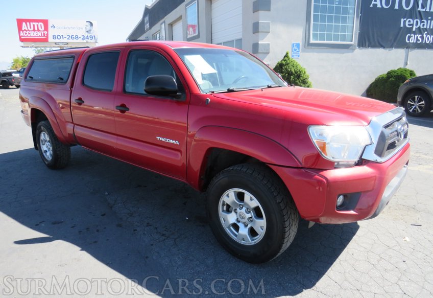 2015 Toyota Tacoma - Image 4